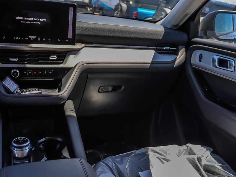 2026 Ford Explorer Active w/200A Pkg 4WD