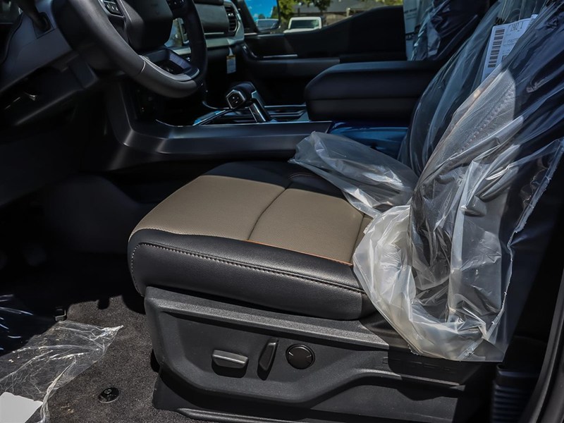 2026 Ford F-150 LARIAT 4WD SuperCrew 5.5' Box