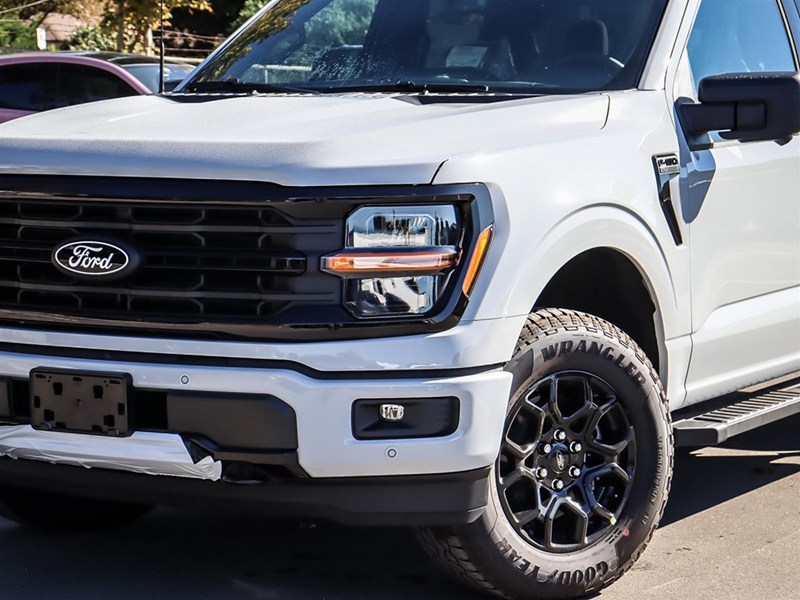 2026 Ford F-150 XLT 4WD SuperCrew 5.5' Box