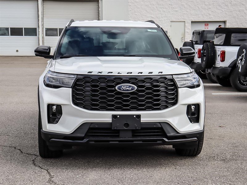 2026 Ford Explorer ST-Line 4WD