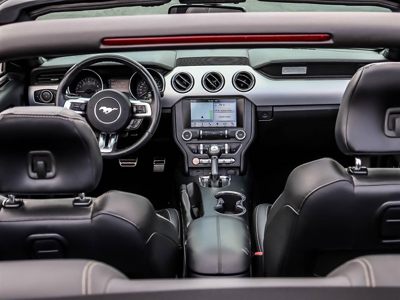 2017 Ford Mustang 2dr Conv EcoBoost Premium