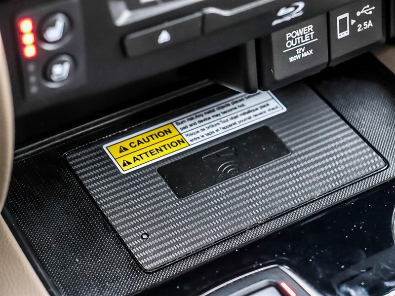 2021 Honda Pilot Touring 8-Passenger AWD