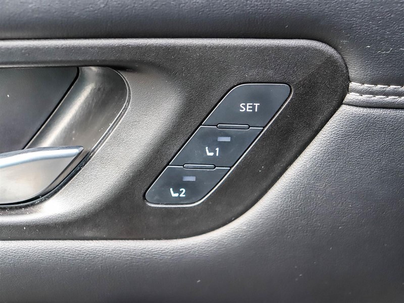 2022 Nissan Pathfinder Platinum 4WD