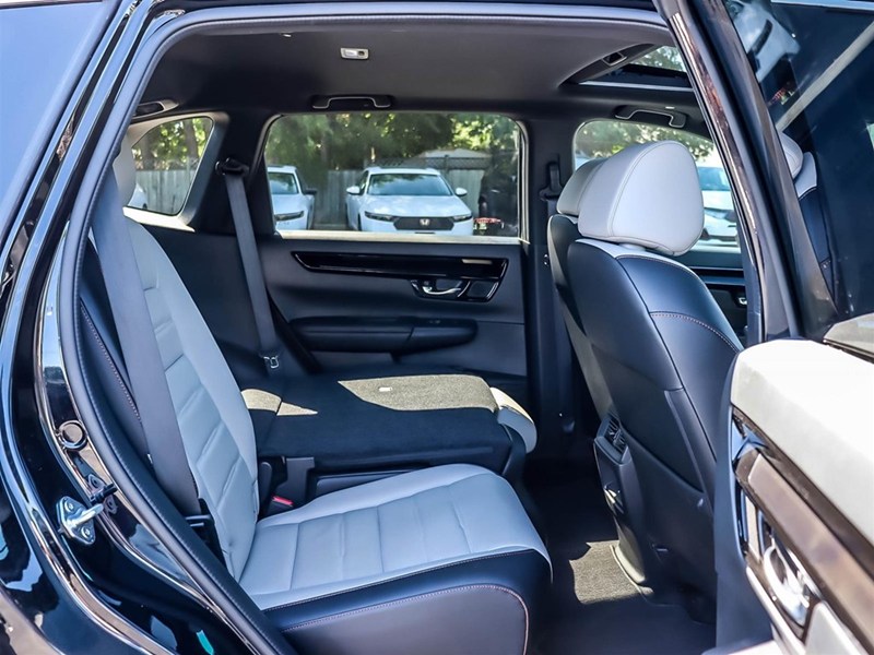 2025 Honda CR-V Hybrid Touring AWD