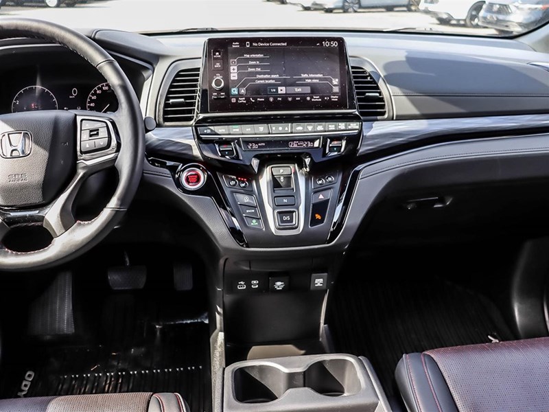 2025 Honda Odyssey Black Edition Auto