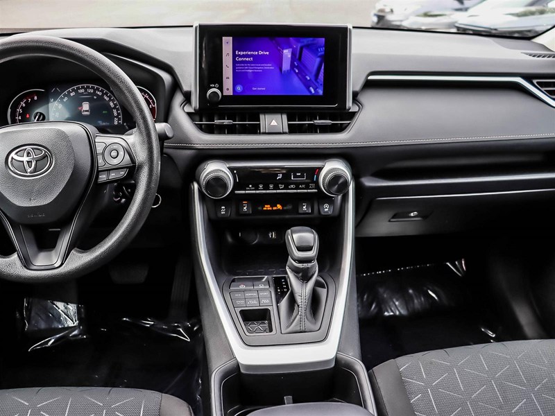 2025 Toyota RAV4 LE AWD