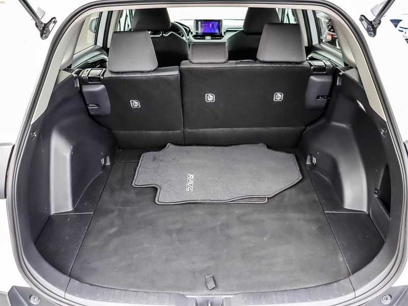 2025 Toyota RAV4 LE AWD