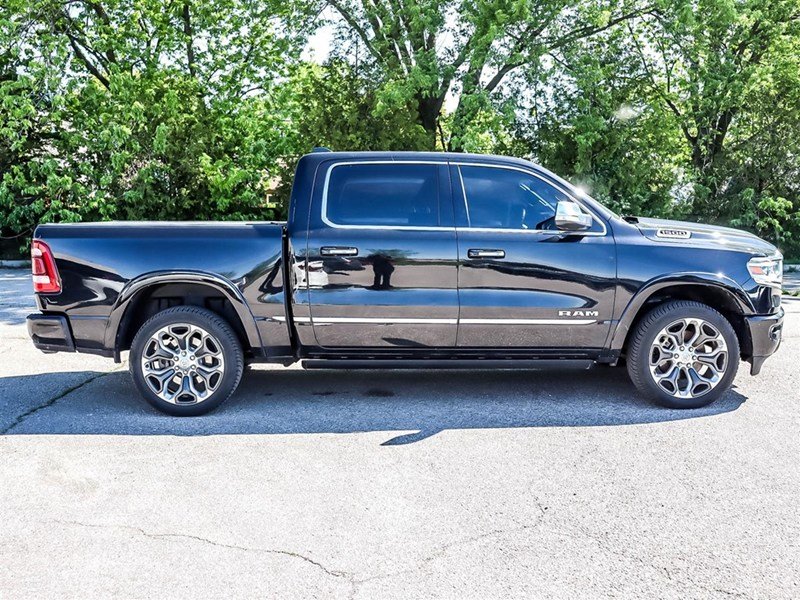 2022 RAM 1500 Limited 4x4 Crew Cab 5'7