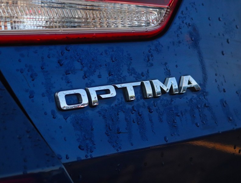 2016 Kia Optima 4dr Sdn LX