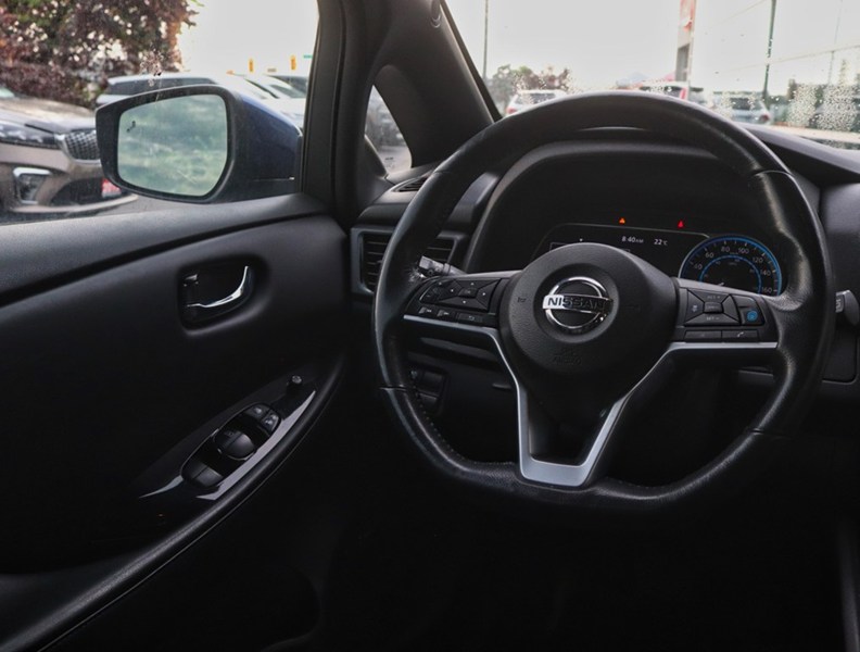 2018 Nissan LEAF SL Hatchback