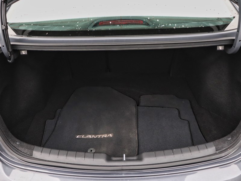 2019 Hyundai Elantra Preferred | Heated Seats | No Accidents | Carplay