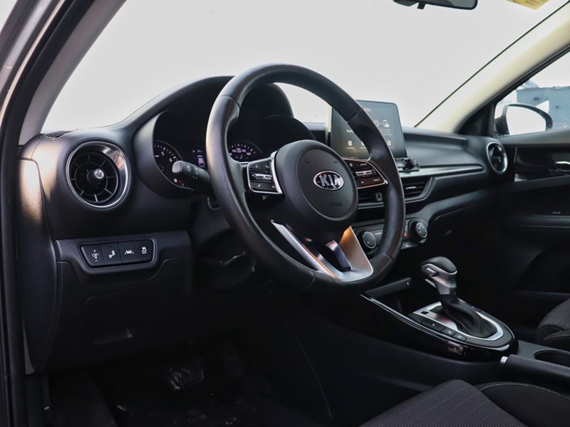 2021 Kia Forte5 EX IVT