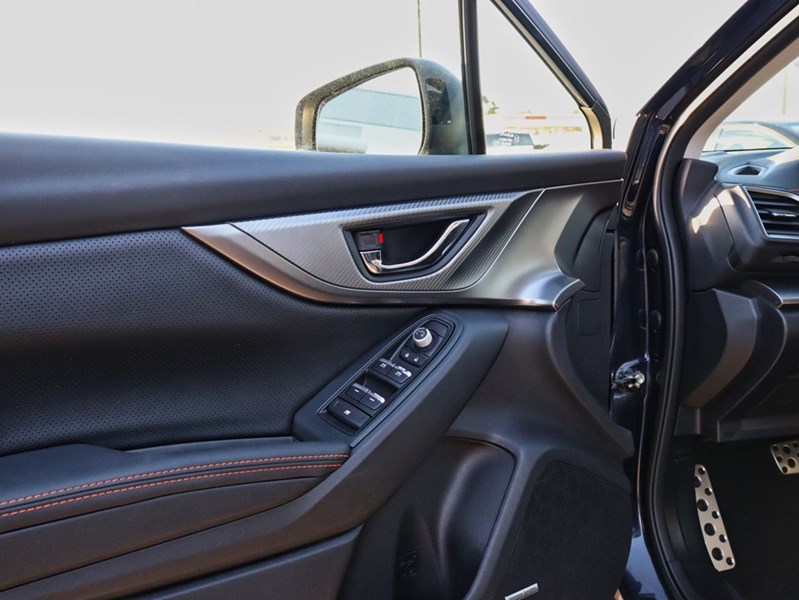 2021 Subaru Crosstrek 2021 CROSSTREK — NEW BRAKES, WINTER TIRES ON RIMS,