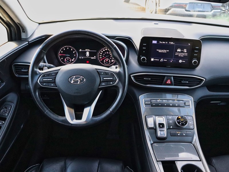 2022 Hyundai Santa Fe Preferred AWD | Sunroof | No Accidents | Carplay