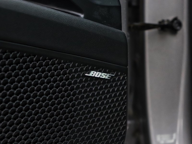 2023 Hyundai Elantra HEV Luxury | Heated & Cooled Seats | Great Fuel Saving