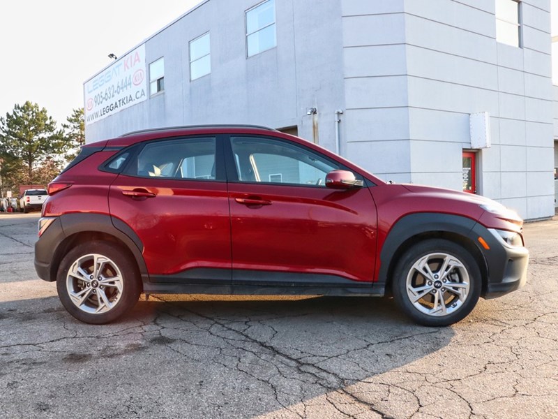 2023 Hyundai Kona Preferred AWD | Sun & Leather Package | Blind Spot