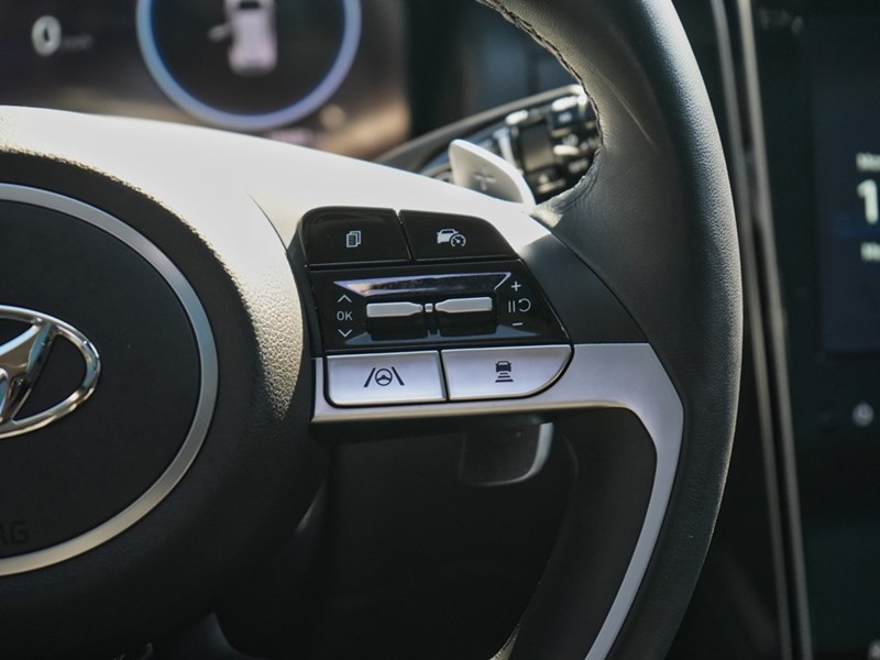 2024 Hyundai Tucson Hybrid Luxury AWD | Bose Speakers | Panoramic Sunroof