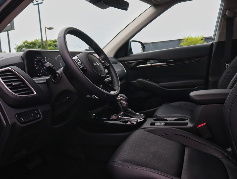 2026 Kia Seltos EX Premium AWD