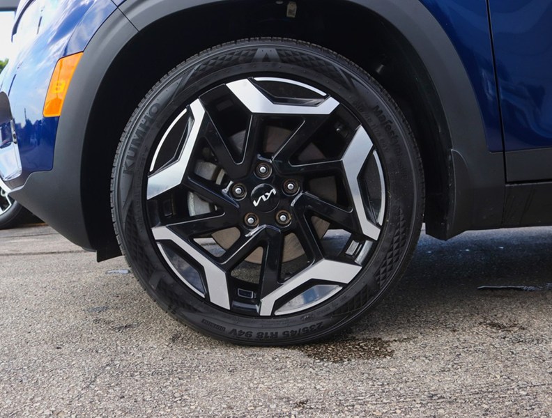 2026 Kia Seltos SX AWD w/Black Interior