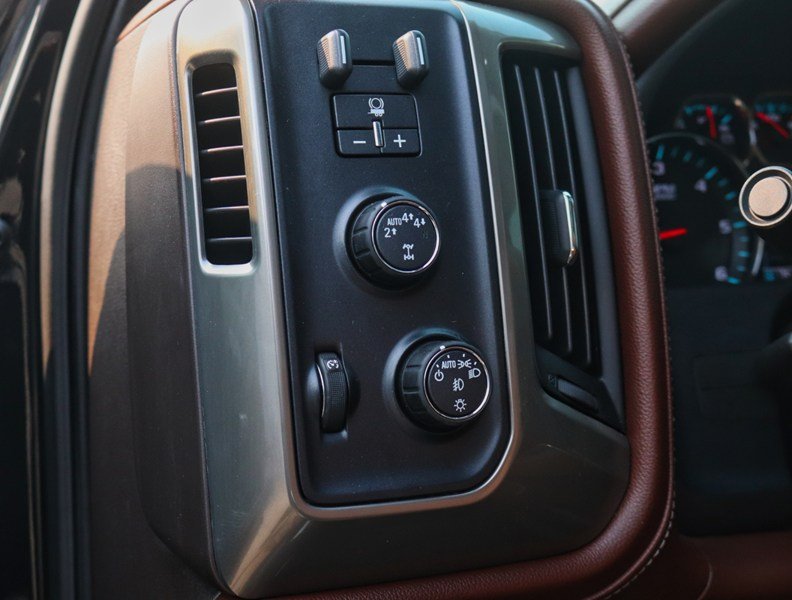 2017 Chevrolet Silverado 1500 HIGH COUNTRY 5.3L-PENDING SOLD