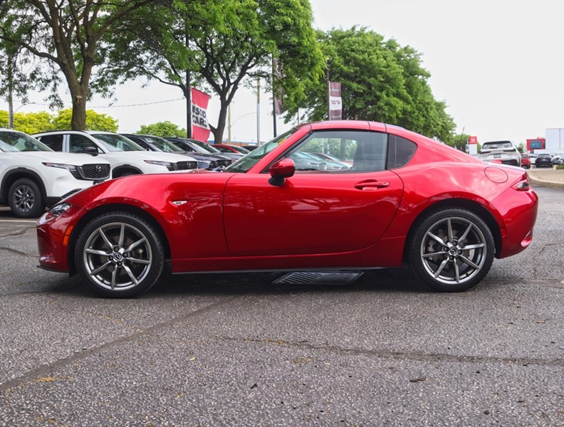 2022 Mazda MX-5 RF GT