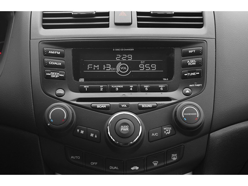 2005 Honda Accord 4dr EX-L Auto Interior Shot 2