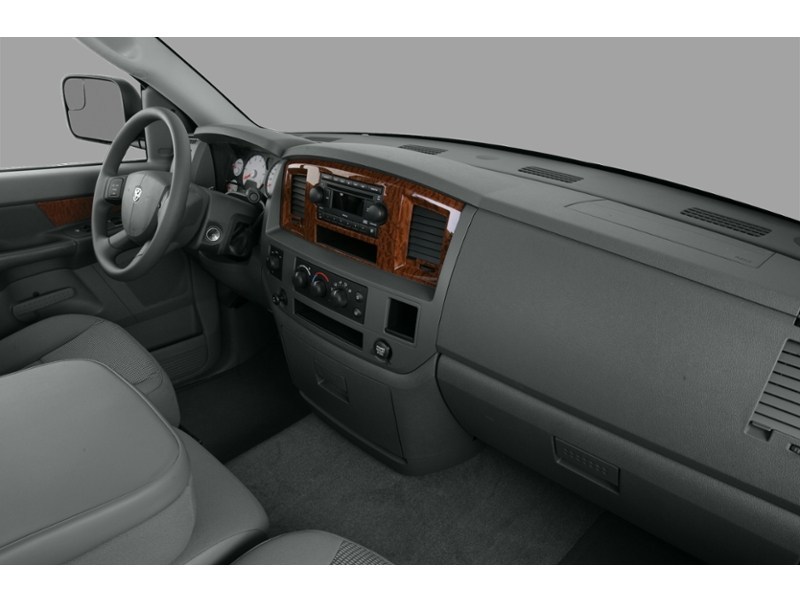 2007 Dodge Ram 1500 4WD Quad Cab 140.5