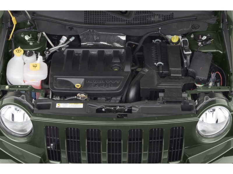 2008 Jeep Compass 4WD 4dr Sport Exterior Shot 3