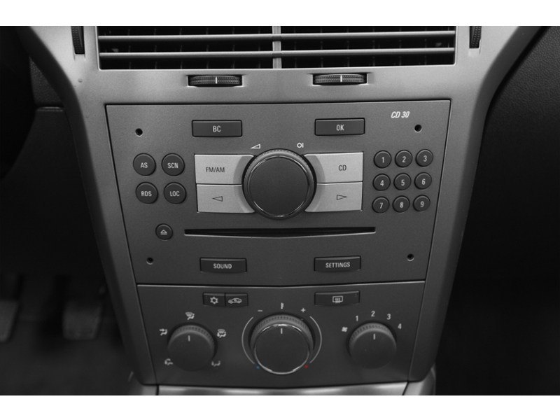 2008 Saturn Astra FWD 5dr HB XR Interior Shot 2