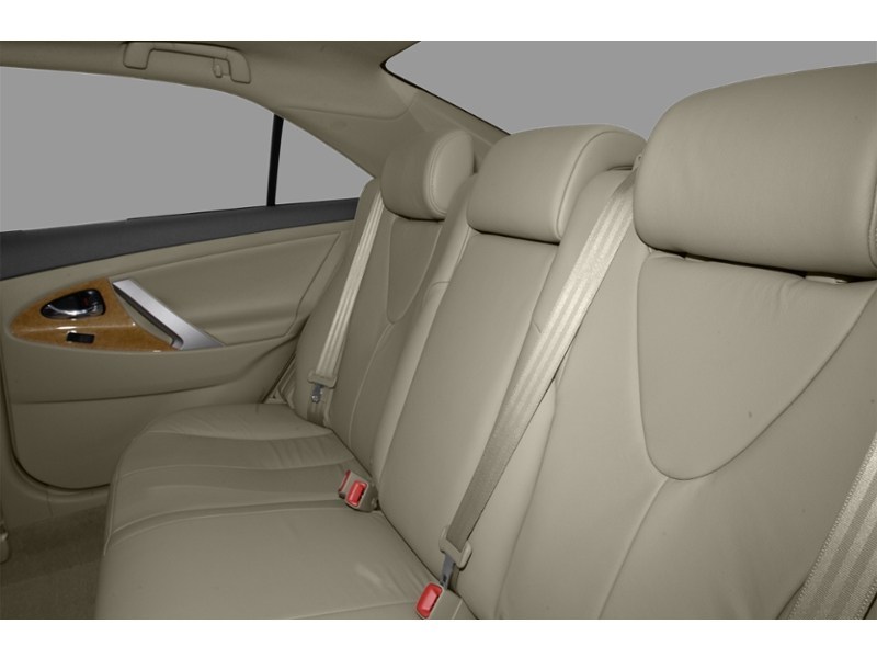 2009 Toyota Camry 4dr Sdn I4 Auto LE Interior Shot 6