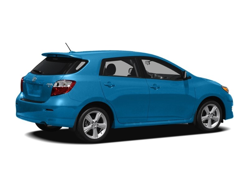 2009 Toyota Matrix 4dr Wgn Auto XR FWD Exterior Shot 2