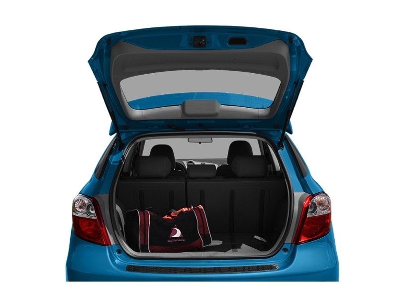 2009 Toyota Matrix 4dr Wgn Auto XR FWD Exterior Shot 4