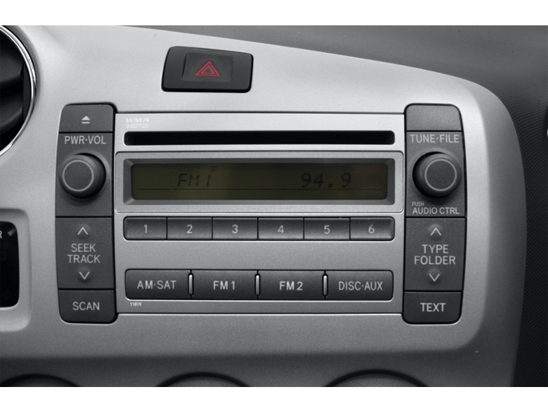 2009 Toyota Matrix 4dr Wgn Auto XR FWD Interior Shot 2