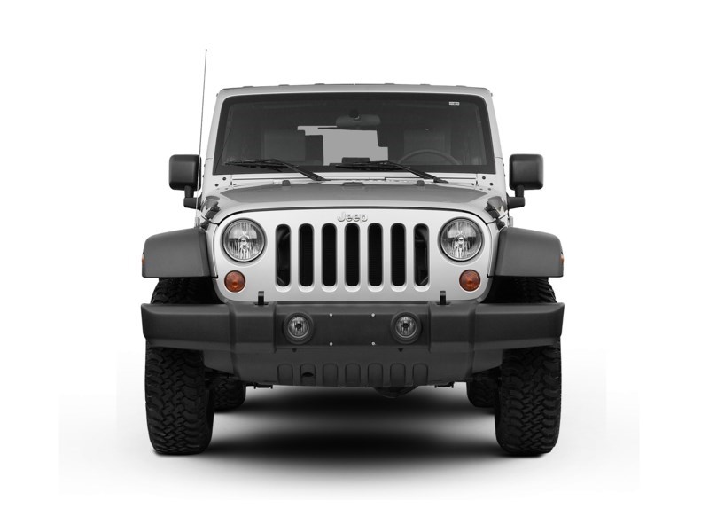 2010 Jeep Wrangler 4WD 2dr Sahara Exterior Shot 6