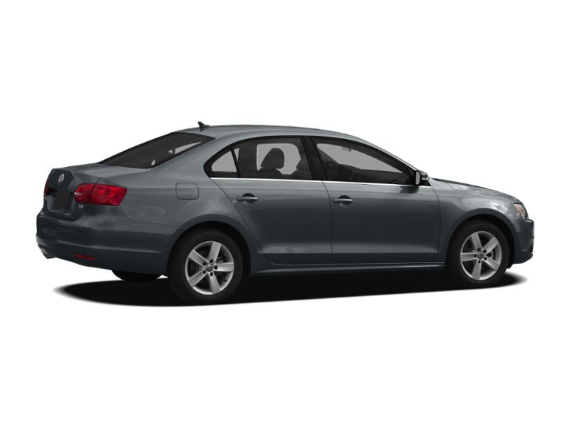 2011 Volkswagen Jetta Sedan 4dr 2.5L Auto Comfortline Exterior Shot 2