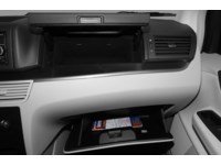2011 Volkswagen Routan 4dr Wgn Comfortline Interior Shot 4