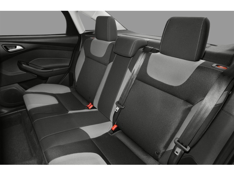 2012 Ford Focus 4dr Sdn Titanium Interior Shot 6