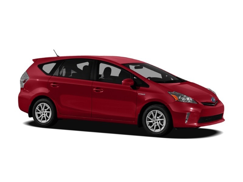2012 Toyota Prius v 5dr HB Exterior Shot 17