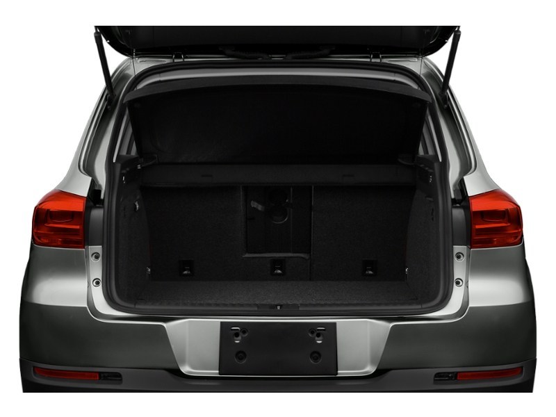 2012 Volkswagen Tiguan 4dr Auto Comfortline 4Motion Exterior Shot 4