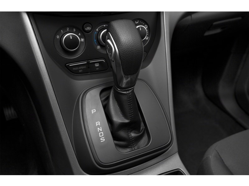 2013 Ford Escape FWD 4dr SE Exterior Shot 12