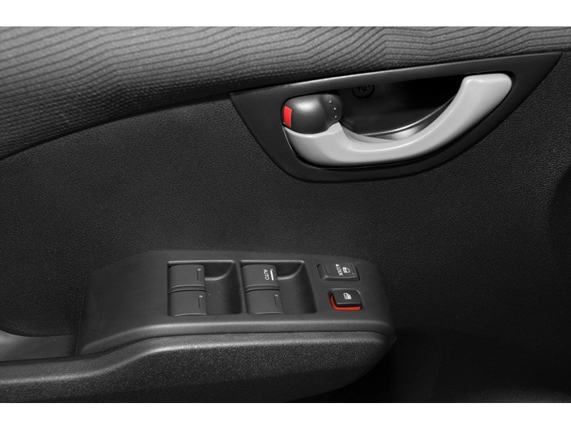 2013 Honda Fit 5dr HB Auto LX Exterior Shot 10