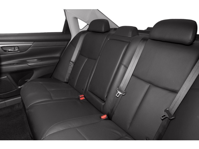 2013 Nissan Altima 4dr Sdn I4 CVT 2.5 SL Interior Shot 6