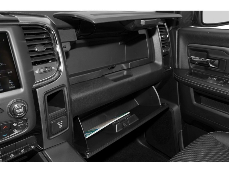 2013 RAM 1500 4WD Crew Cab 149