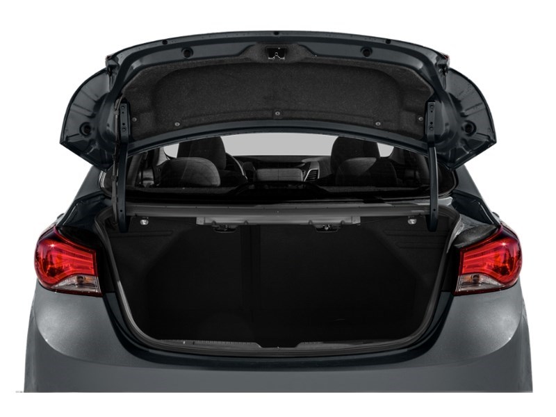 2015 Hyundai Elantra 4dr Sdn Auto GLS Exterior Shot 4
