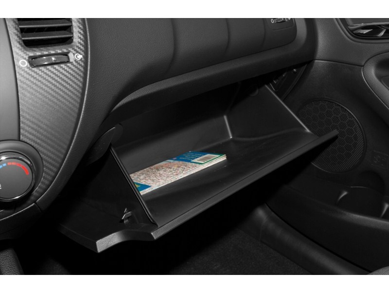 2016 Kia Forte 4dr Sdn Auto LX+ Interior Shot 4