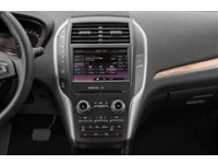 2017 Lincoln MKC Select | AWD | 2.0L | NAV | ROOF | HTD STR WHL Interior Shot 2