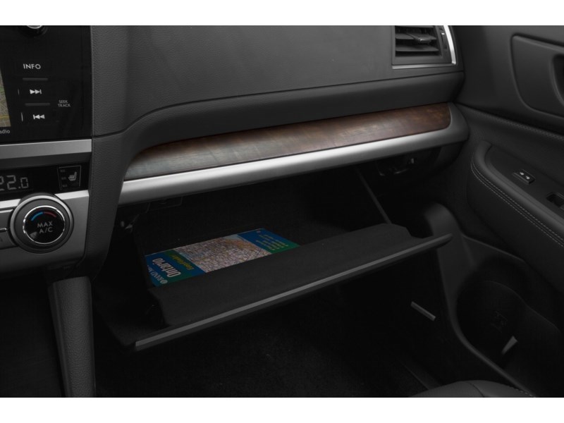 2015 Subaru Outback 5dr Wgn CVT 2.5i w/Limited Pkg Interior Shot 4