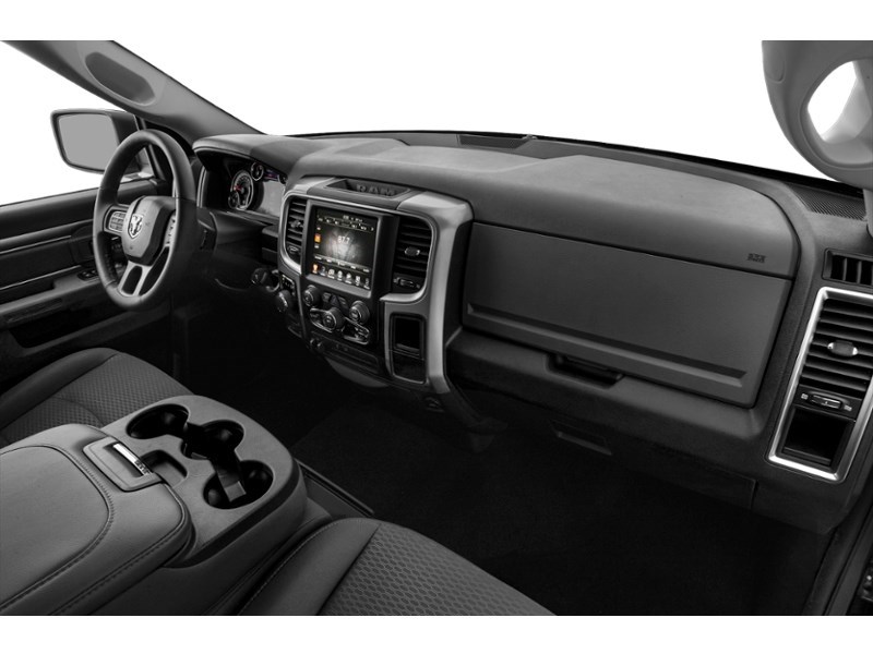 2018 RAM 1500 Big Horn 4x4 Crew Cab 5'7