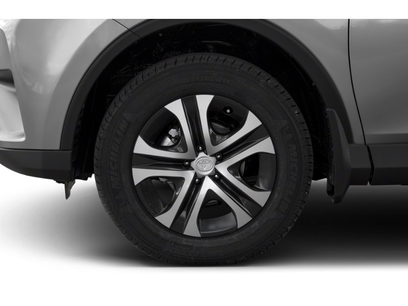 2016 Toyota RAV4 AWD 4dr LE Exterior Shot 5