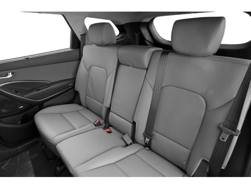 2017 Hyundai Santa Fe XL AWD 4dr Limited Interior Shot 5